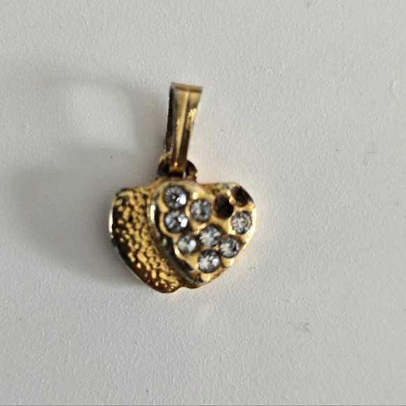 Vintage Double Heart Pendant White Rhinestones Gold Tone - Picture 2 of 4